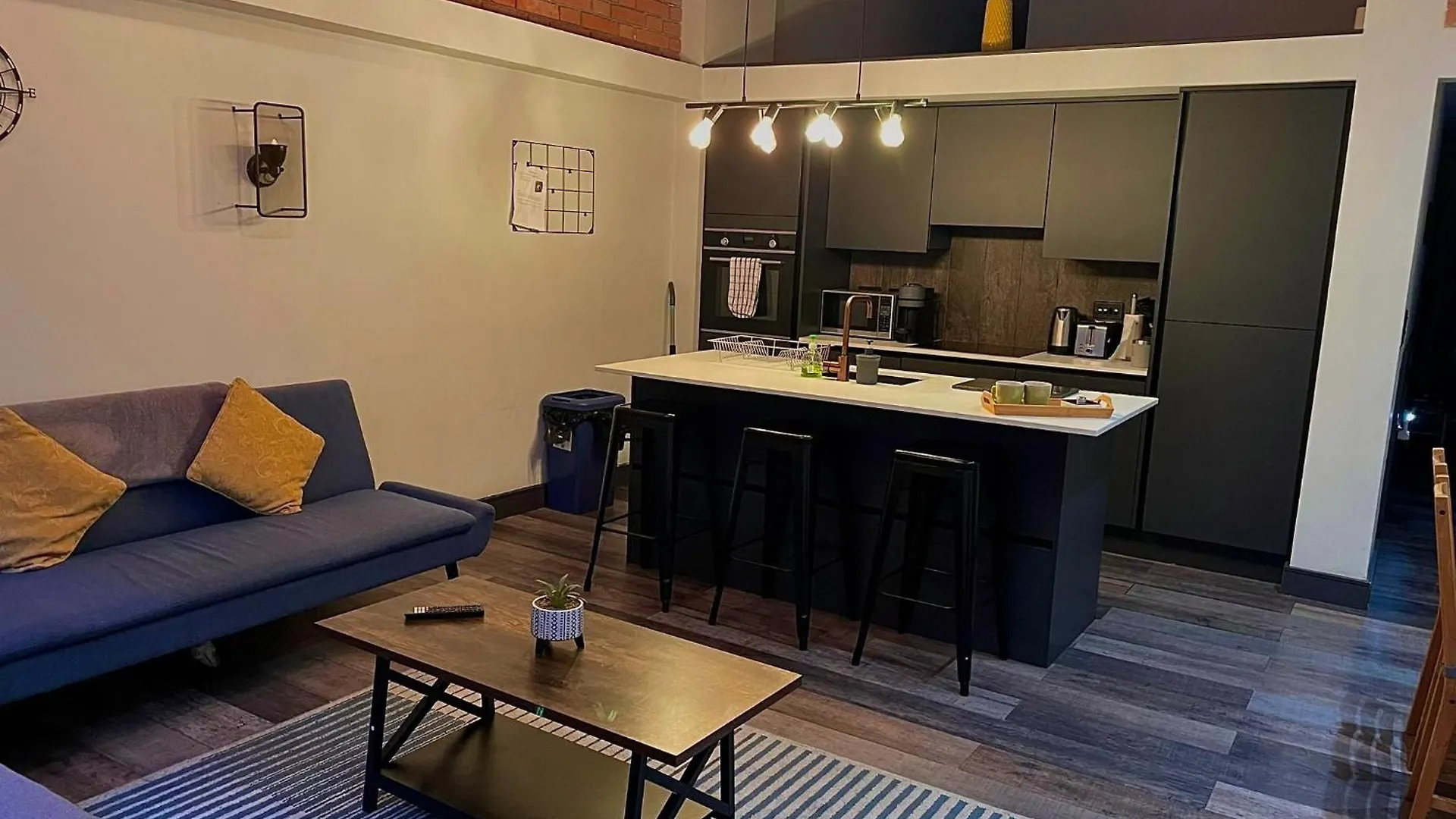 Artistic, Cozy, Stylish, Open Plan, City Centre 1Br Шефилд Великобритания